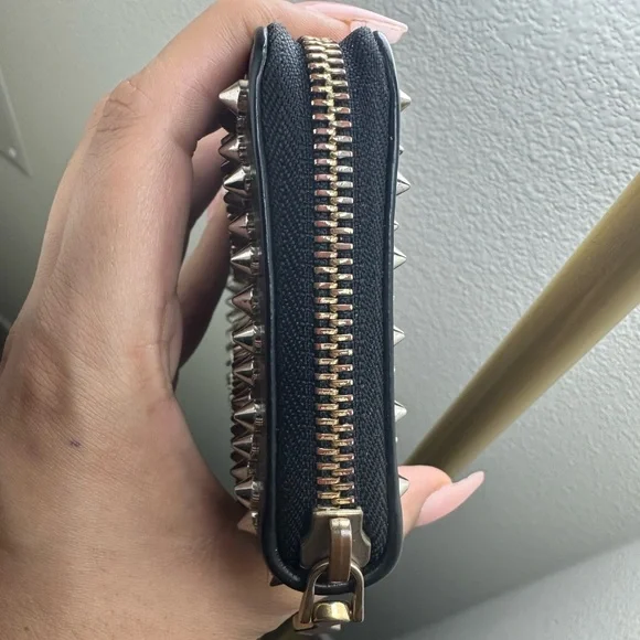 Christian Louboutin Panettone Spiked Black Wallet - Picture 11 of 14